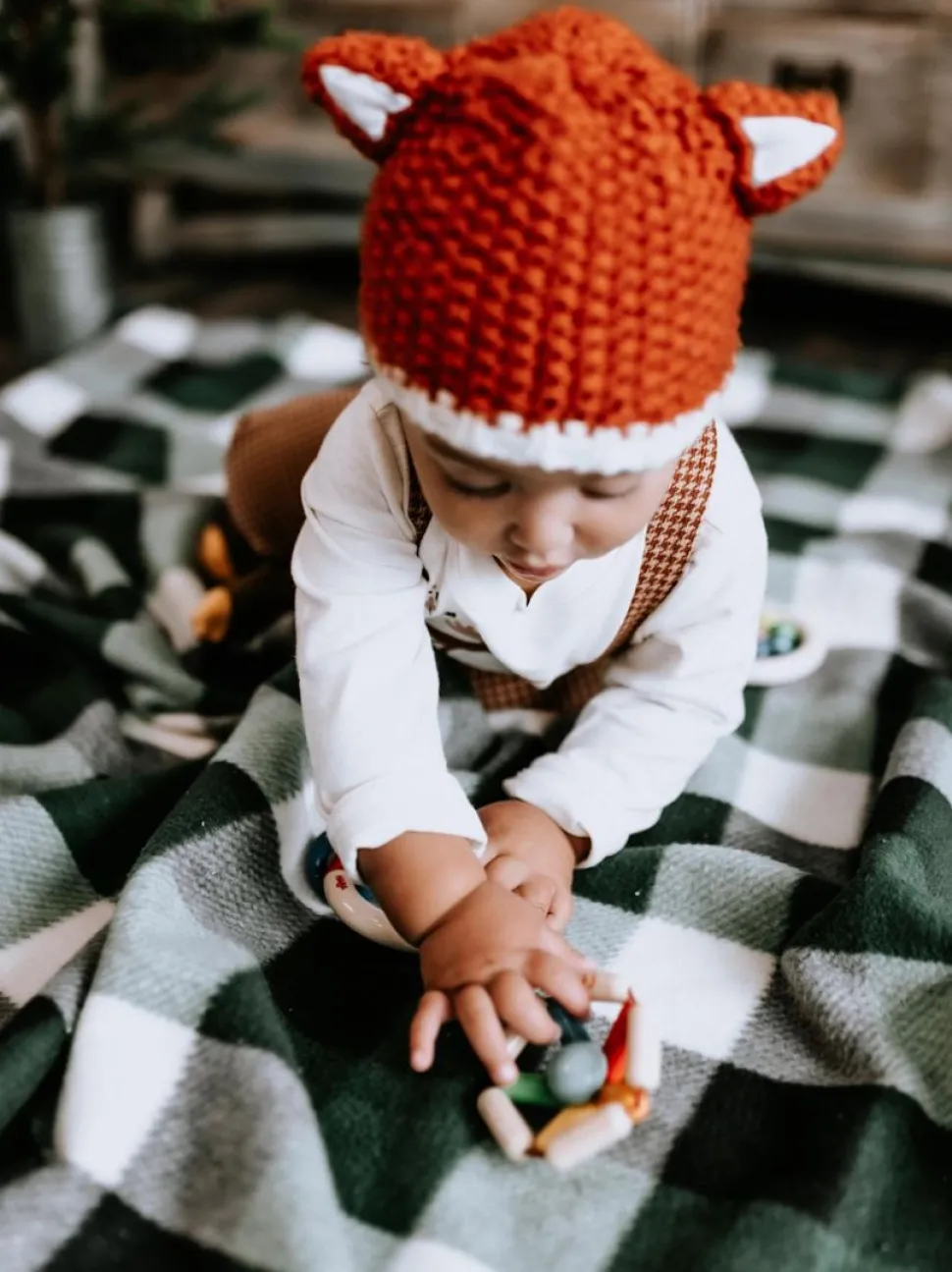 Store HABA Color Carousel Wooden Baby Rattle