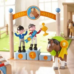 Store HABA Little Friends Winner'S Pedestal Play Set