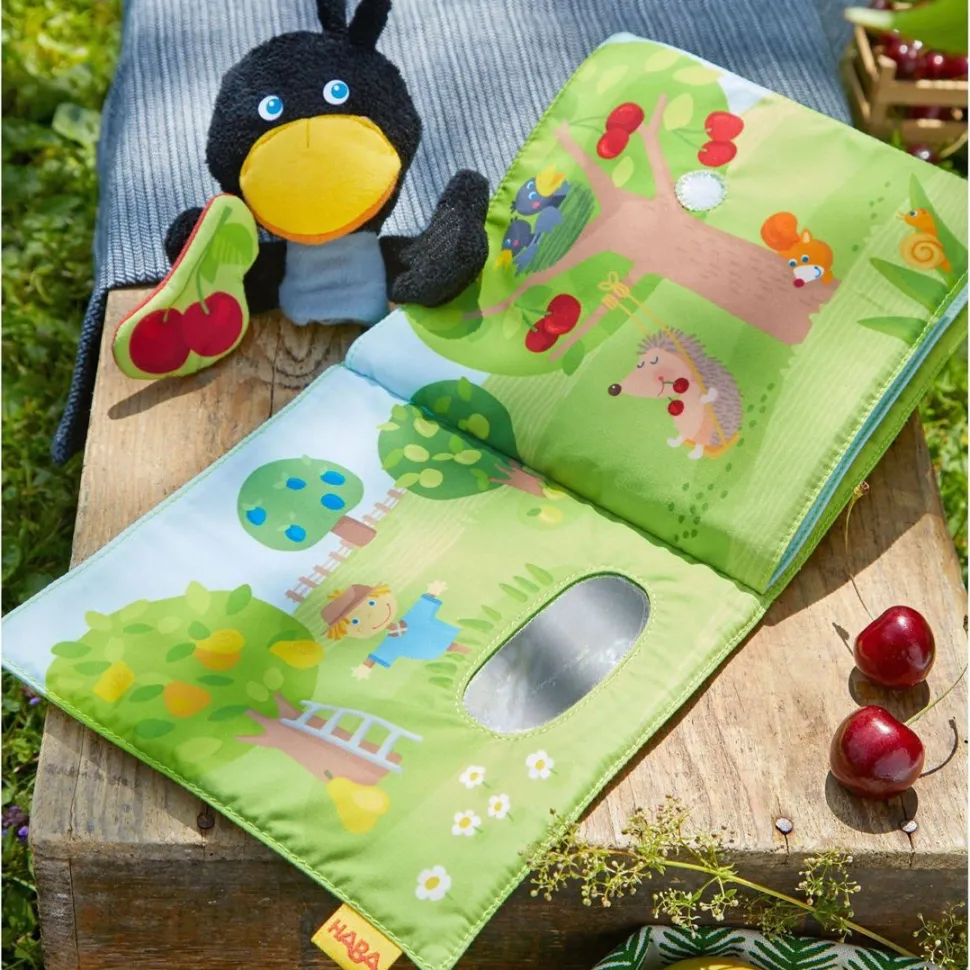 Store HABA Orchard Soft Book With Raven Finger Puppet